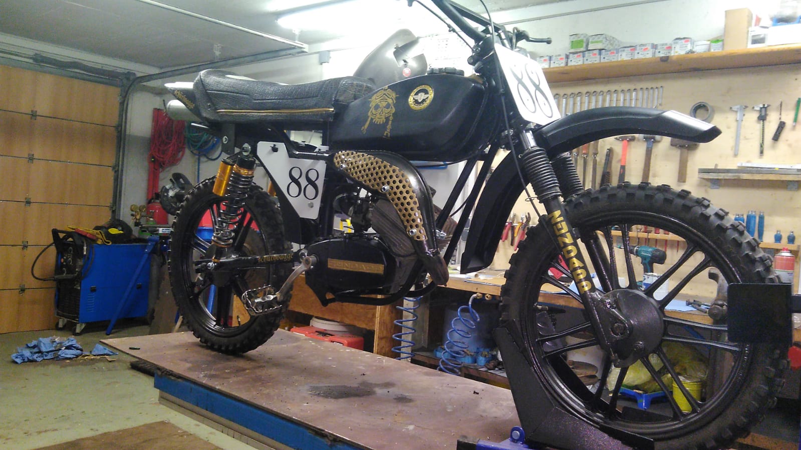 CS 25